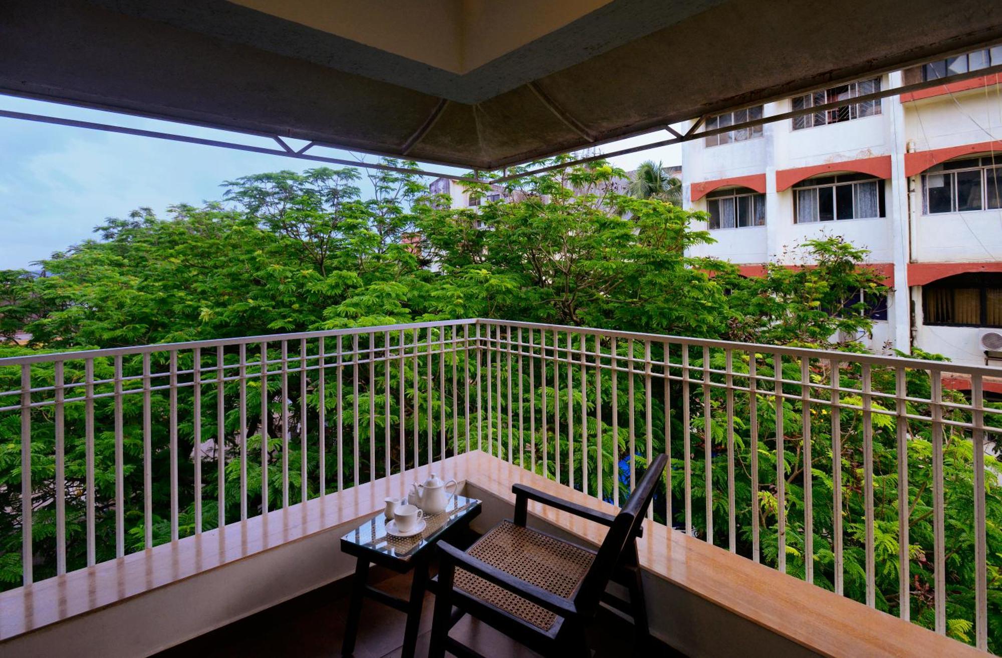 Treehouse Neptune Panaji Buitenkant foto