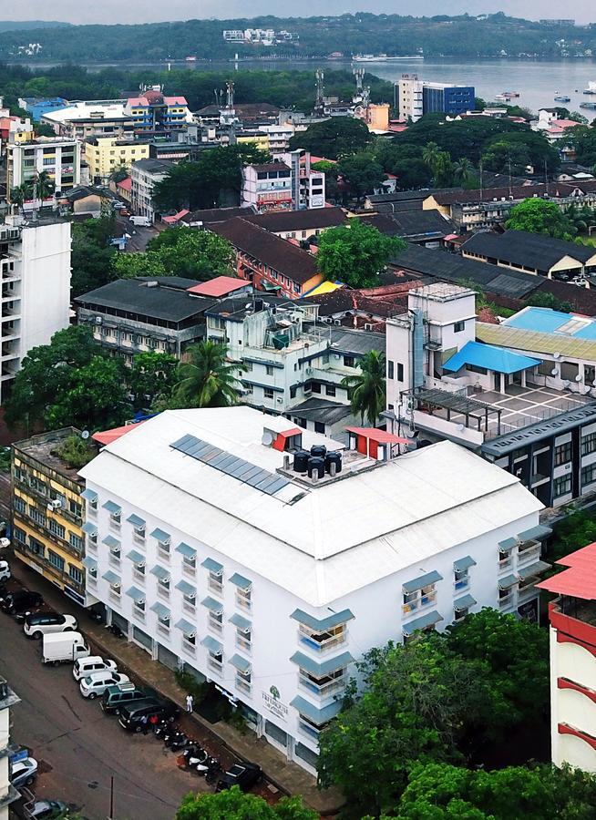 Treehouse Neptune Hotel Panaji Buitenkant foto