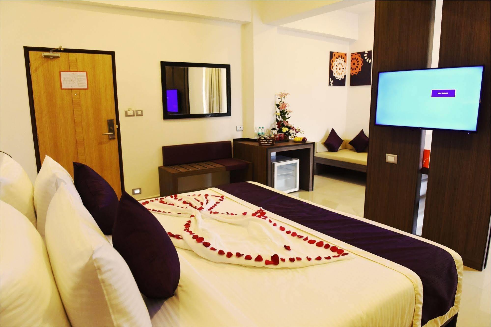 Treehouse Neptune Panaji Buitenkant foto