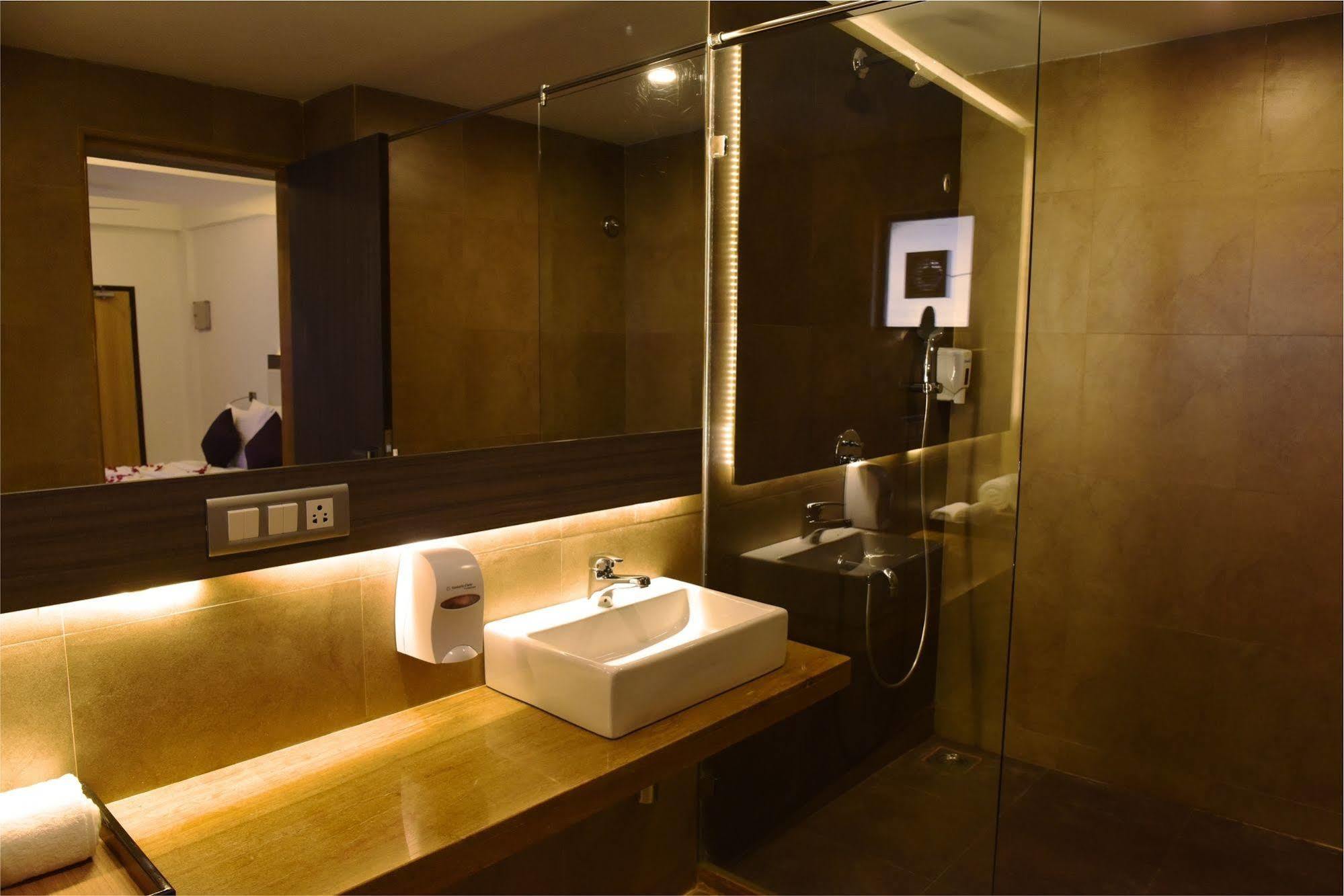 Treehouse Neptune Panaji Buitenkant foto