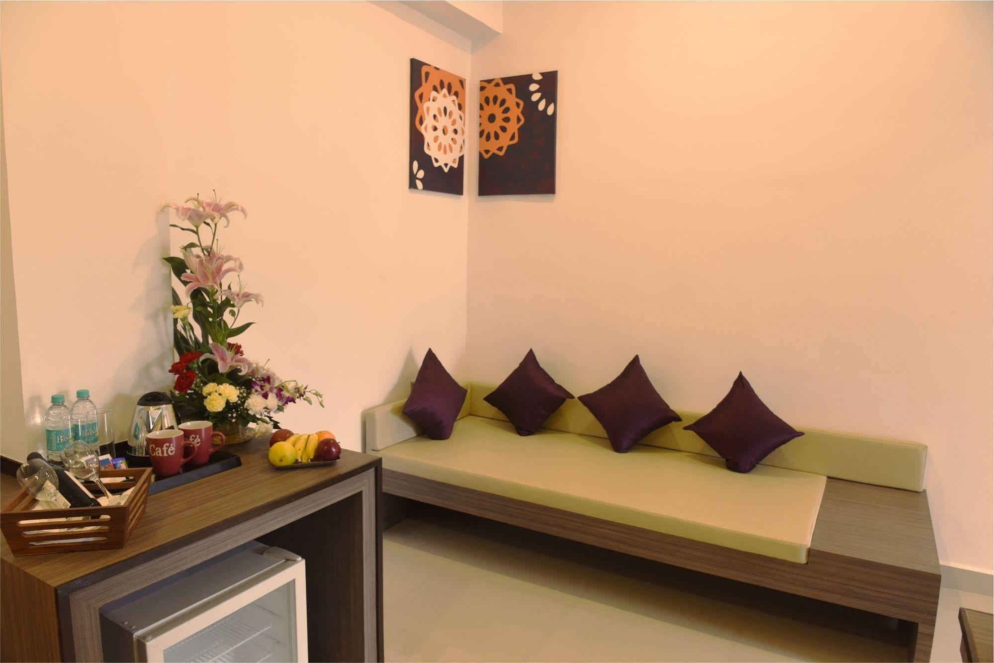 Treehouse Neptune Panaji Buitenkant foto