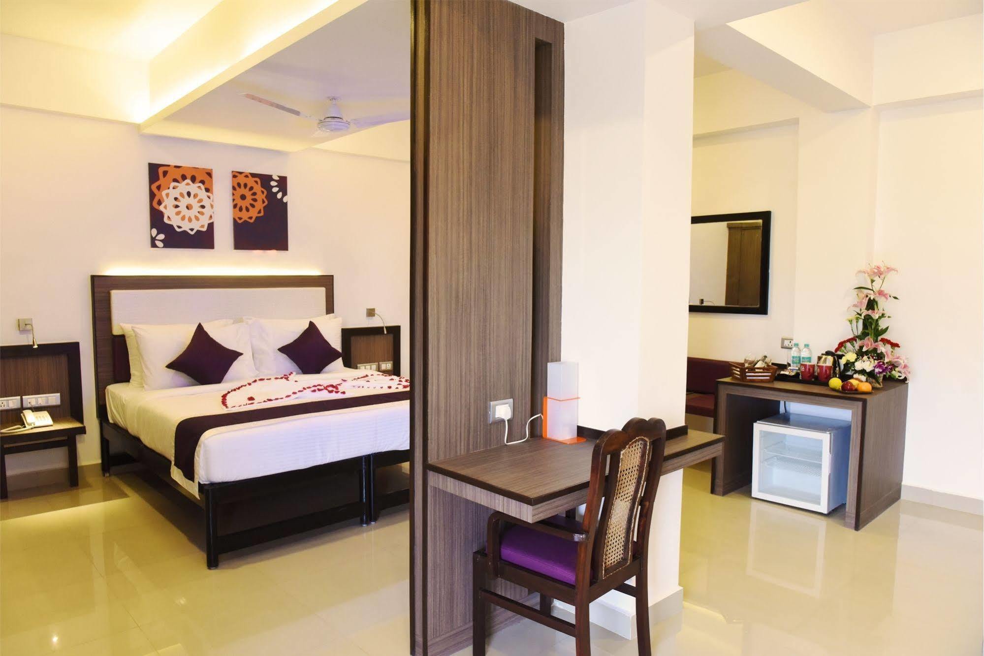 Treehouse Neptune Panaji Buitenkant foto